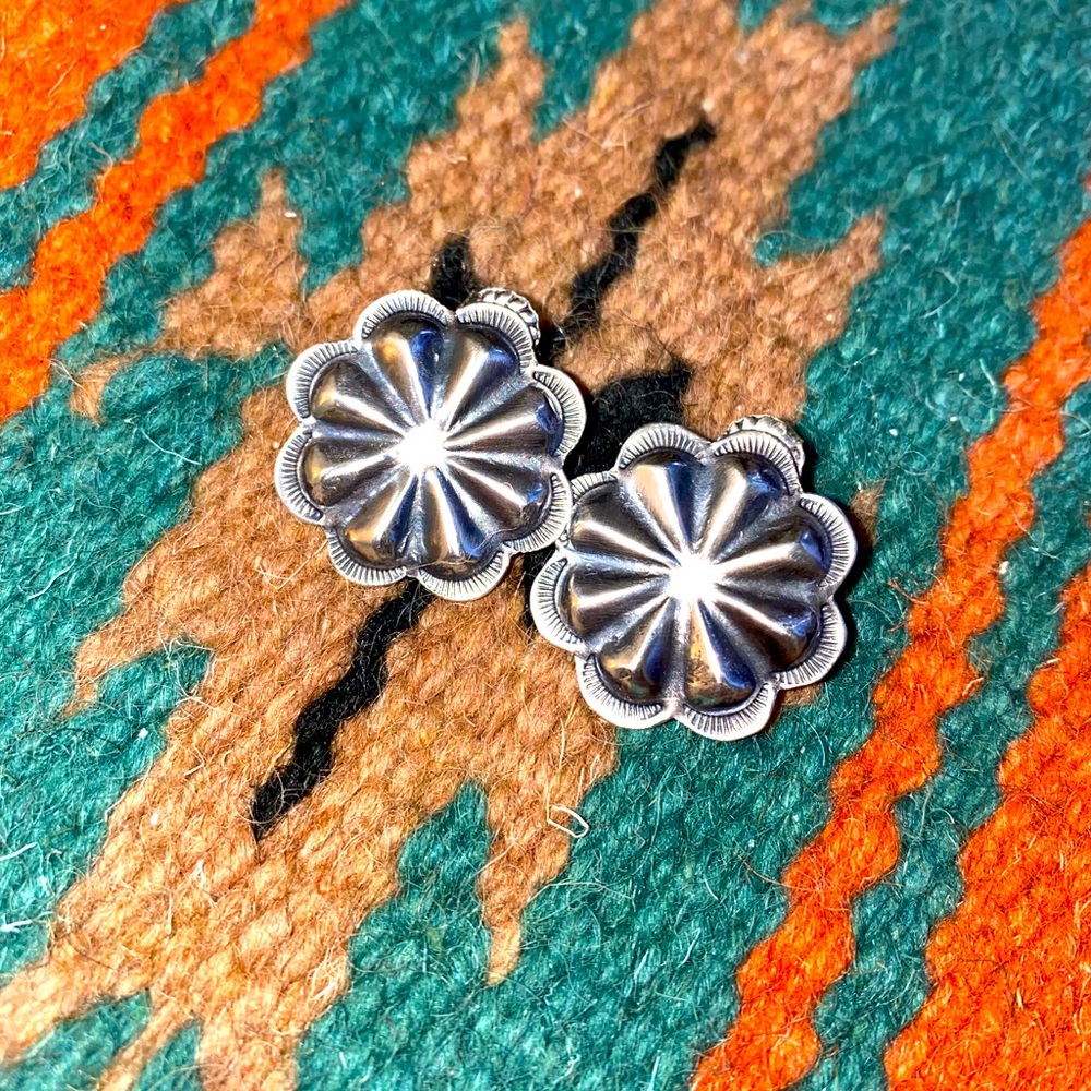 💠Stamped Sterling Concho Post Earrings💠